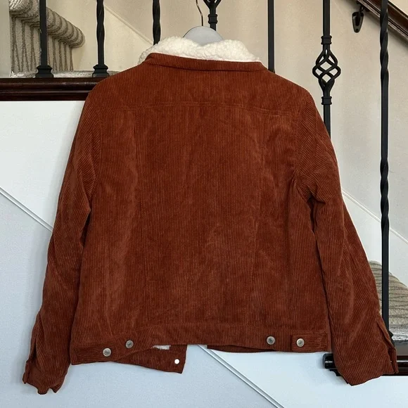 Love Tree Corduroy Jacket with faux fur - Picture 2 of 9